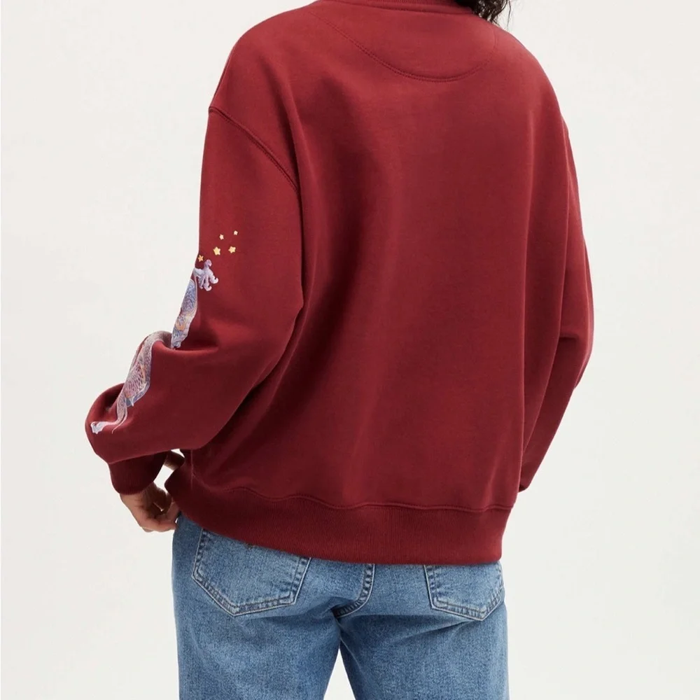 NWT Coach Outlet New Year Crewneck With Dragon - Picture 4 of 8